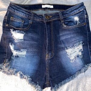 Machine high waisted denim shorts